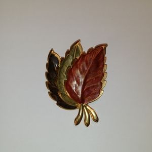 Three leave gold-tone brooch